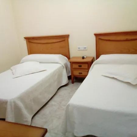 Hostal Lopez Guest house 3*