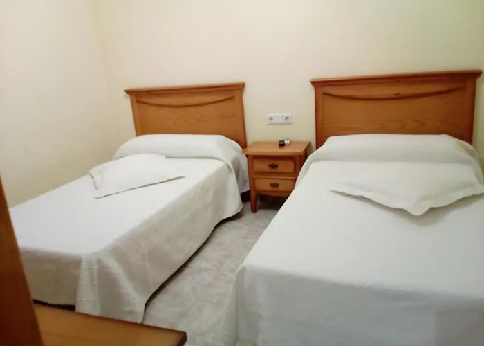 Hostal Lopez Pensión 3*